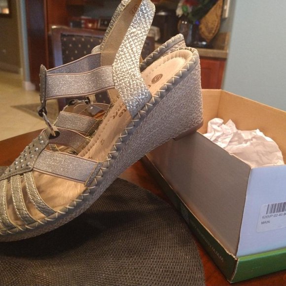 REMONTE Ursula Pewter & bling wedge Sandals size 40 EU - Picture 4 of 5